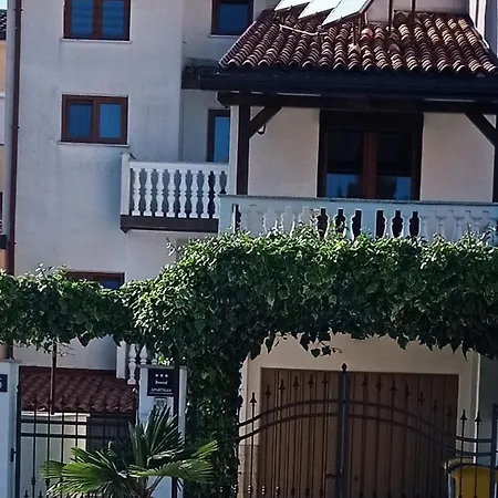 In Stinjan With Sea View, Terrace, Air Conditioning, Wifi 5018-1 Apartment Pula